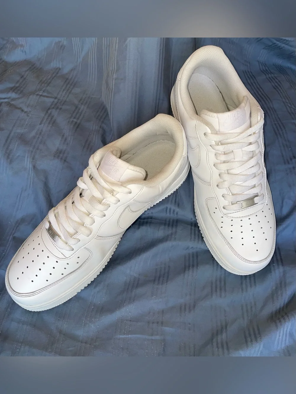 Mens Nike Air Force 1 '07 - size 11